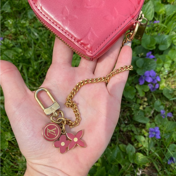 Louis Vuitton heart coin purse - Picture 2 of 16